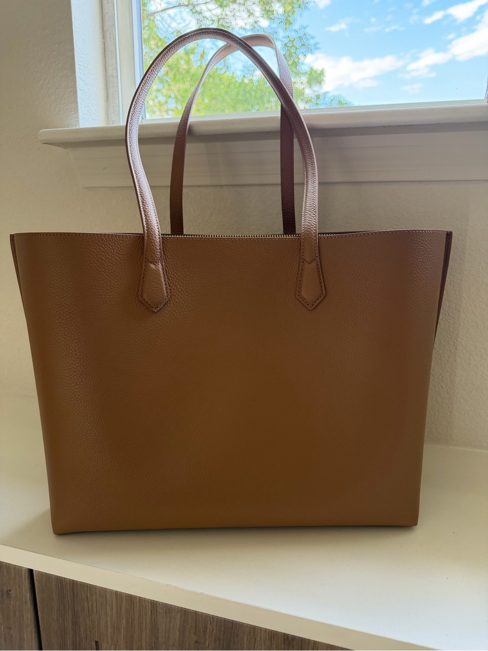 Quince Italian Leather Triple Compartment Shopper Tote - Like NEW - Picture 2 of 12